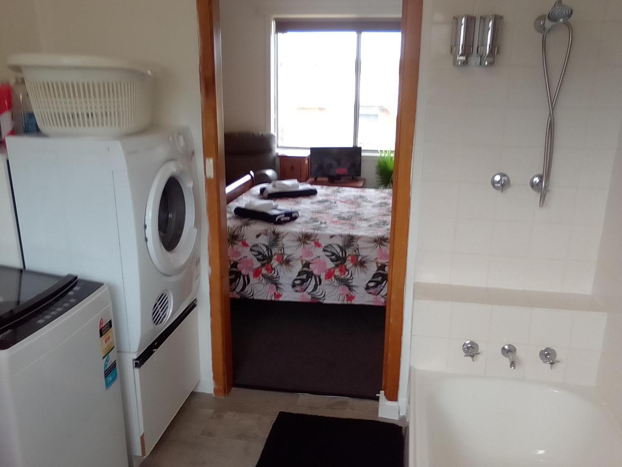 Waratah Waterfall Retreat Unit 1 Free Pay Tv In Two Rooms Free Wifi 外观 照片
